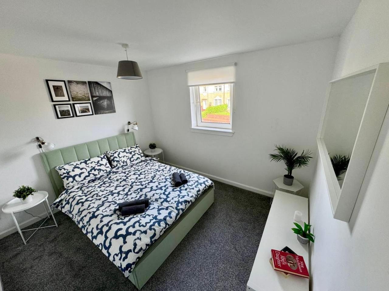 Clydebank Brand New 3Bdr Home, Glasgow מראה חיצוני תמונה