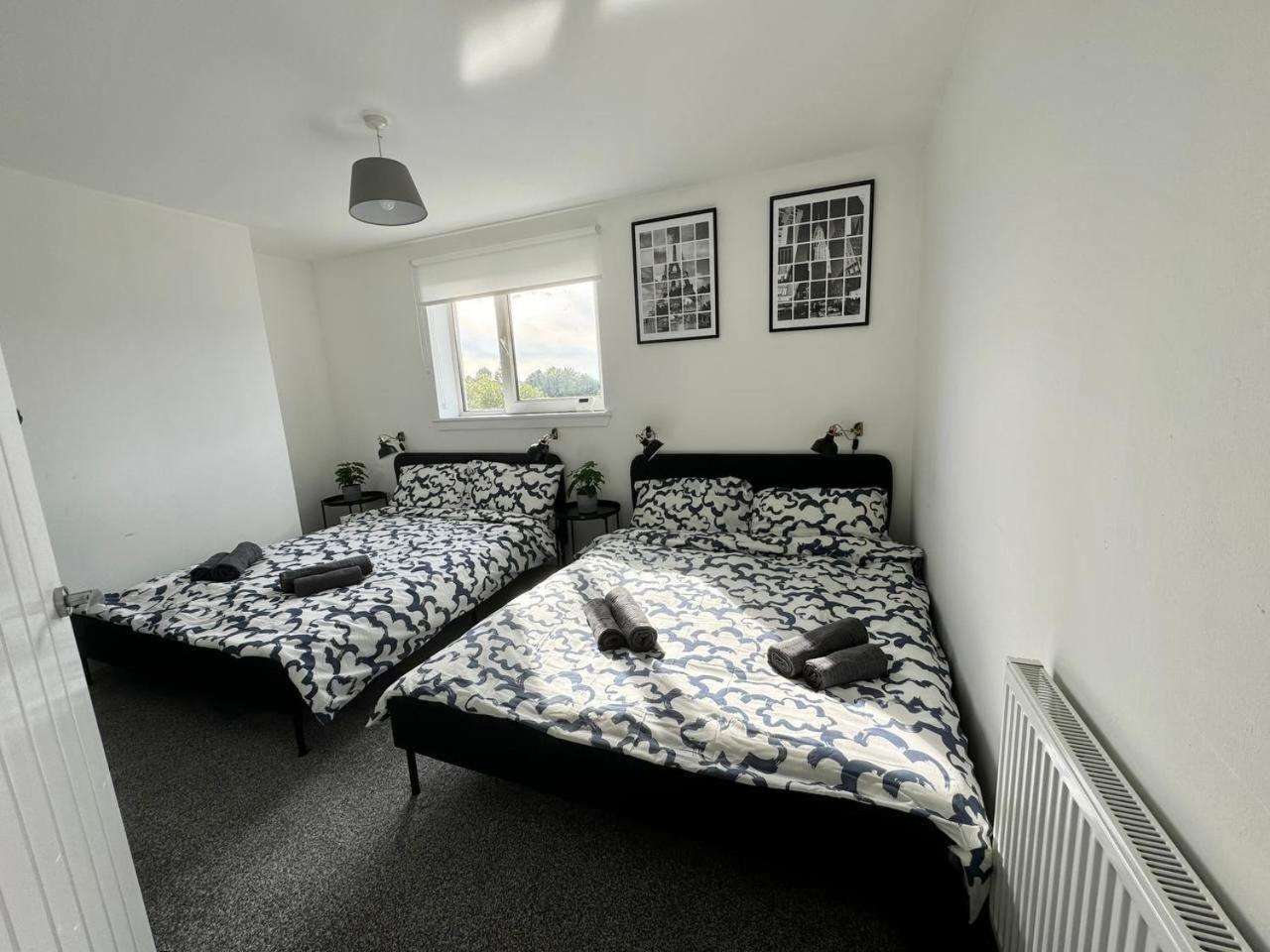 Clydebank Brand New 3Bdr Home, Glasgow מראה חיצוני תמונה